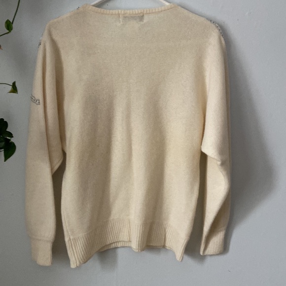 Magnolia lambs wool and angora sweater - Picture 5 of 5